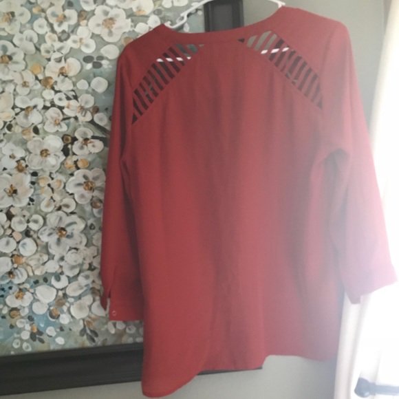 Rust Red Top - Picture 4 of 5
